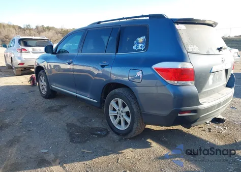 2013 Toyota Highlander Base Plus V6 из США, поврежденный, VIN 5TDBK3EH9DS221490